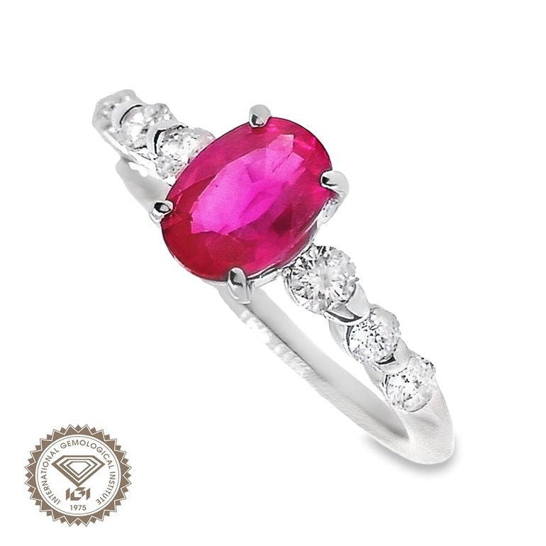 1.13ct Natural Pink Sapphire and 0.32ct Natural Diamonds set with Platinum Ring