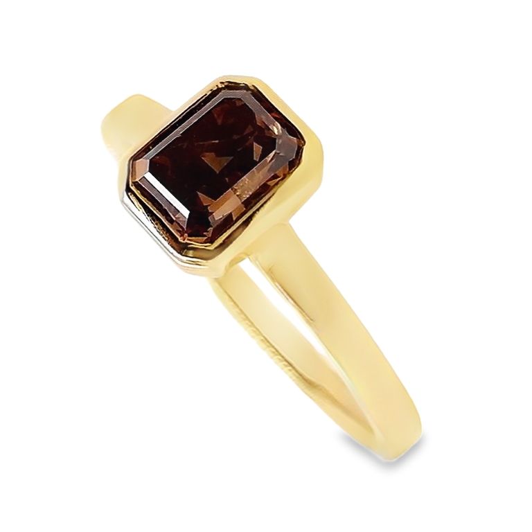 1.02ct Natural Fancy-colour Diamond set with 18K Yellow Gold Ring