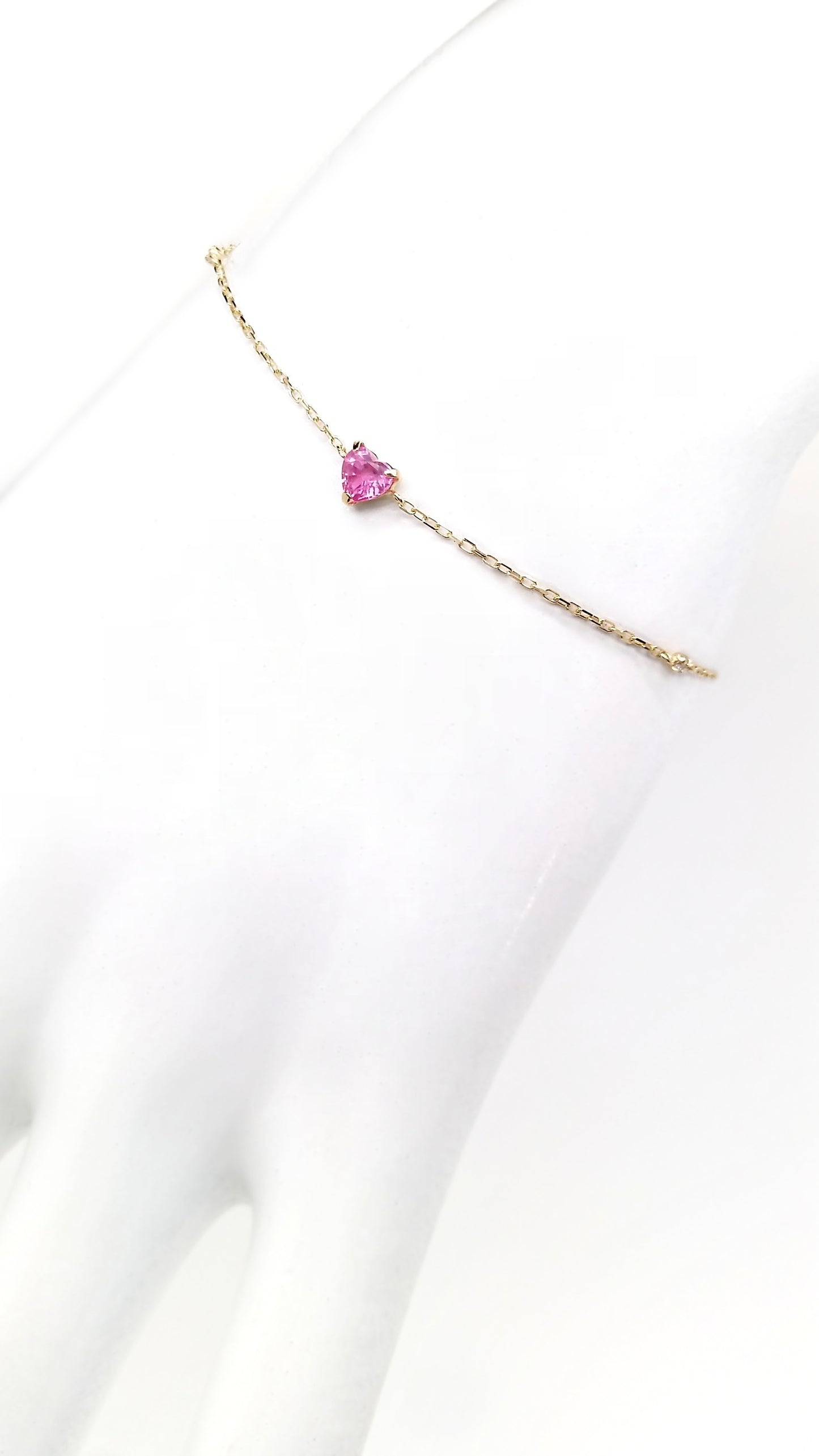 0.86ct NATURAL PINK-SAPPHIRES and 0.02ct NATURAL DIAMONDS set with 18K Yellow Gold Bracelet - SALE