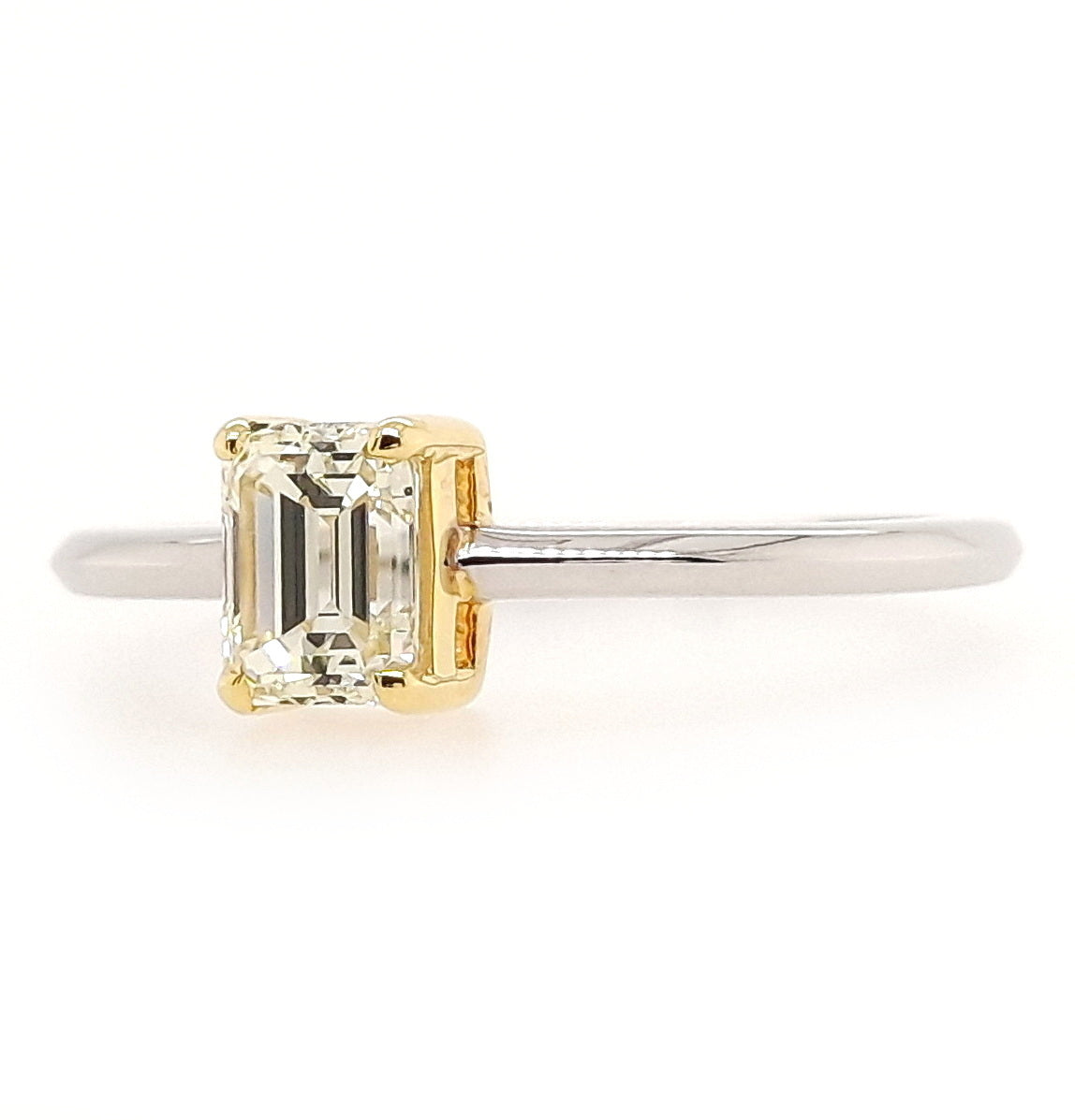 0.60ct Natural Fancy-colour diamond set with 14K Yellow & White Gold Ring - SALE