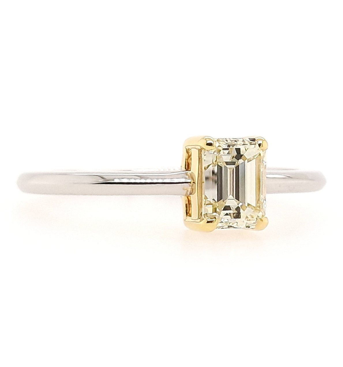 0.60ct Natural Fancy-colour diamond set with 14K Yellow & White Gold Ring - SALE