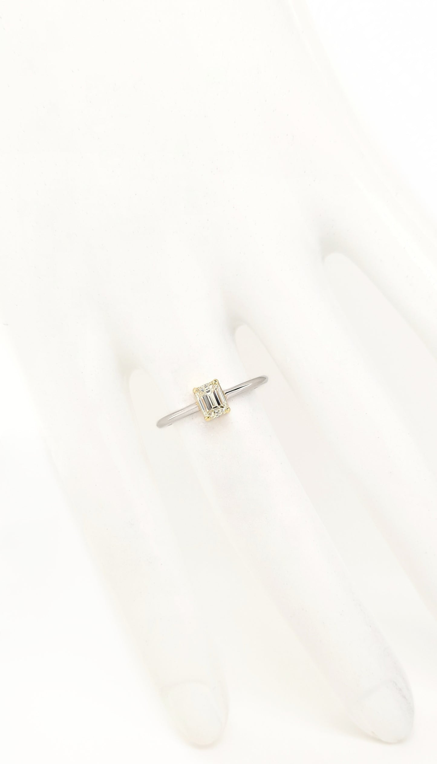 0.60ct Natural Fancy-colour diamond set with 14K Yellow & White Gold Ring - SALE