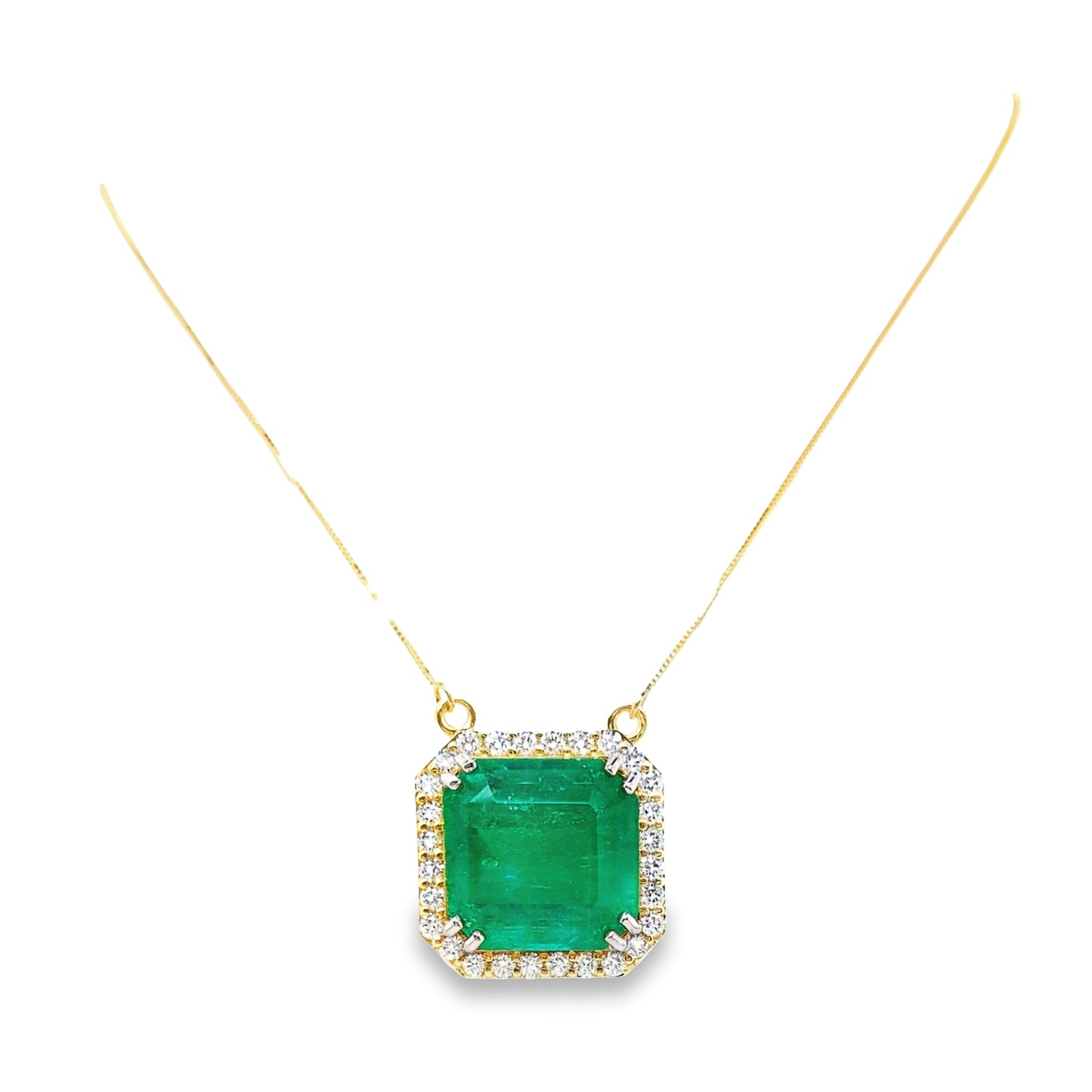 26.53ct Natural Colombian Emerald and 1.40ct Natural Diamonds set with 18K Yellow Gold Necklace