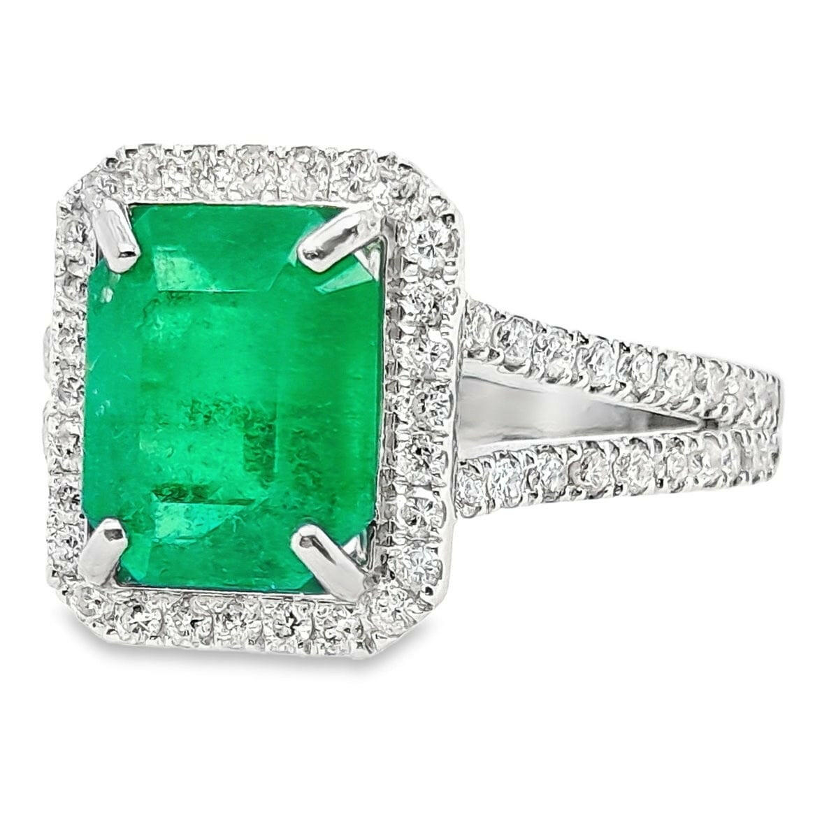 2.44ct Natural Emerald & 0.61ct Natural Diamonds set with 14K Gold Ring