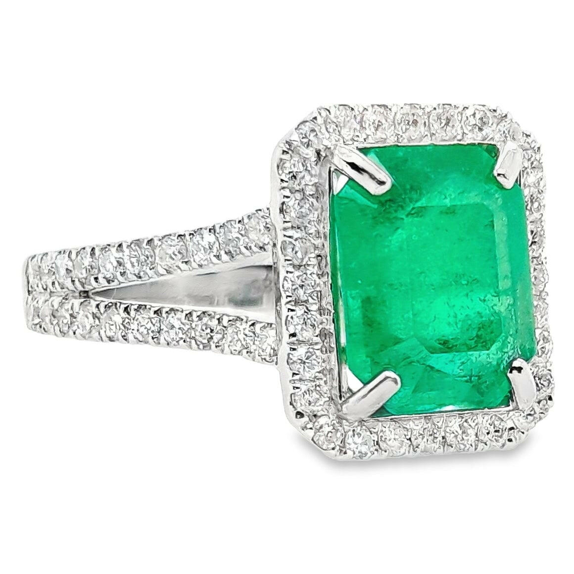 2.44ct Natural Emerald & 0.61ct Natural Diamonds set with 14K Gold Ring