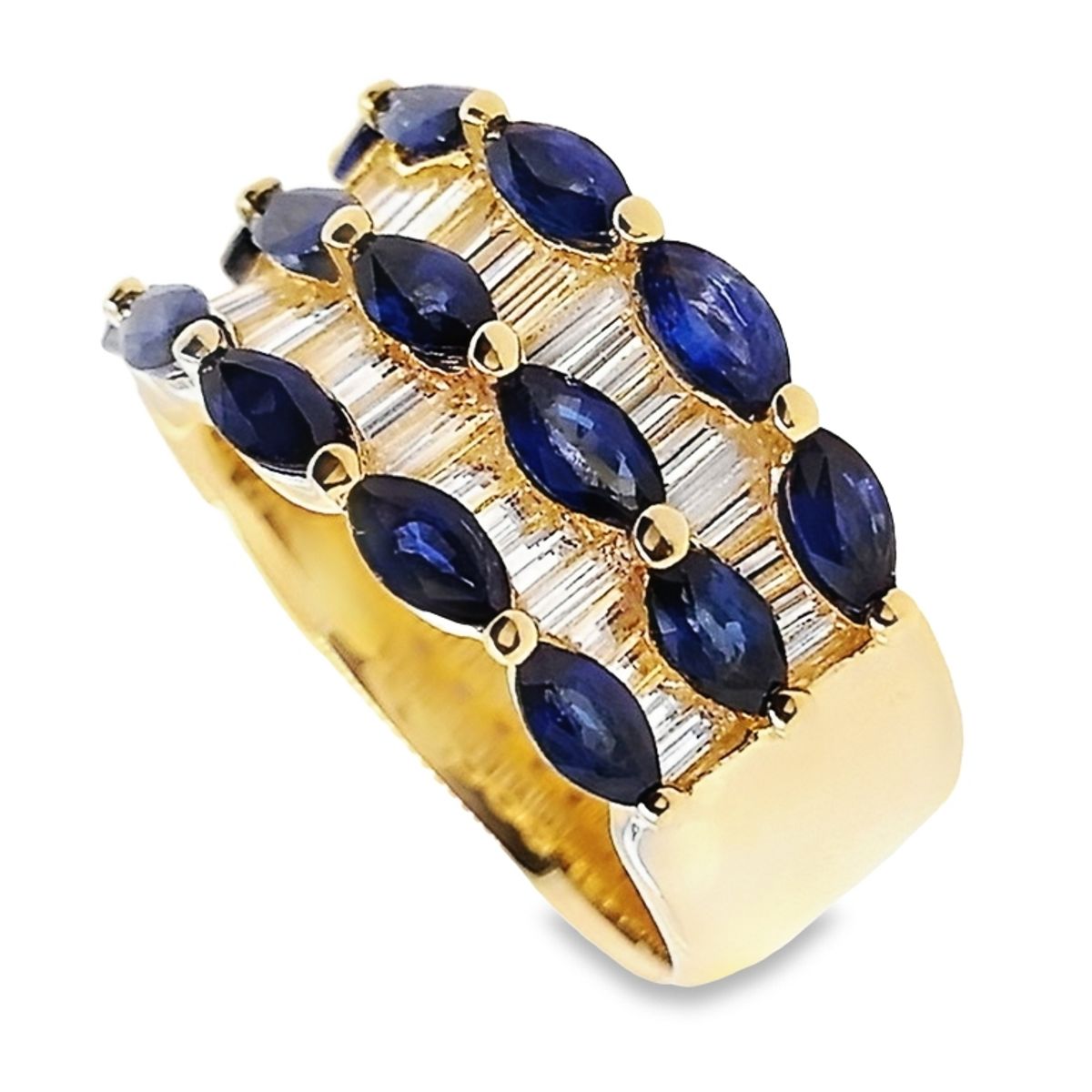 2.26ct Natural Sapphires and 1.25ct Natural Diamonds set with 18K Yellow Gold Ring