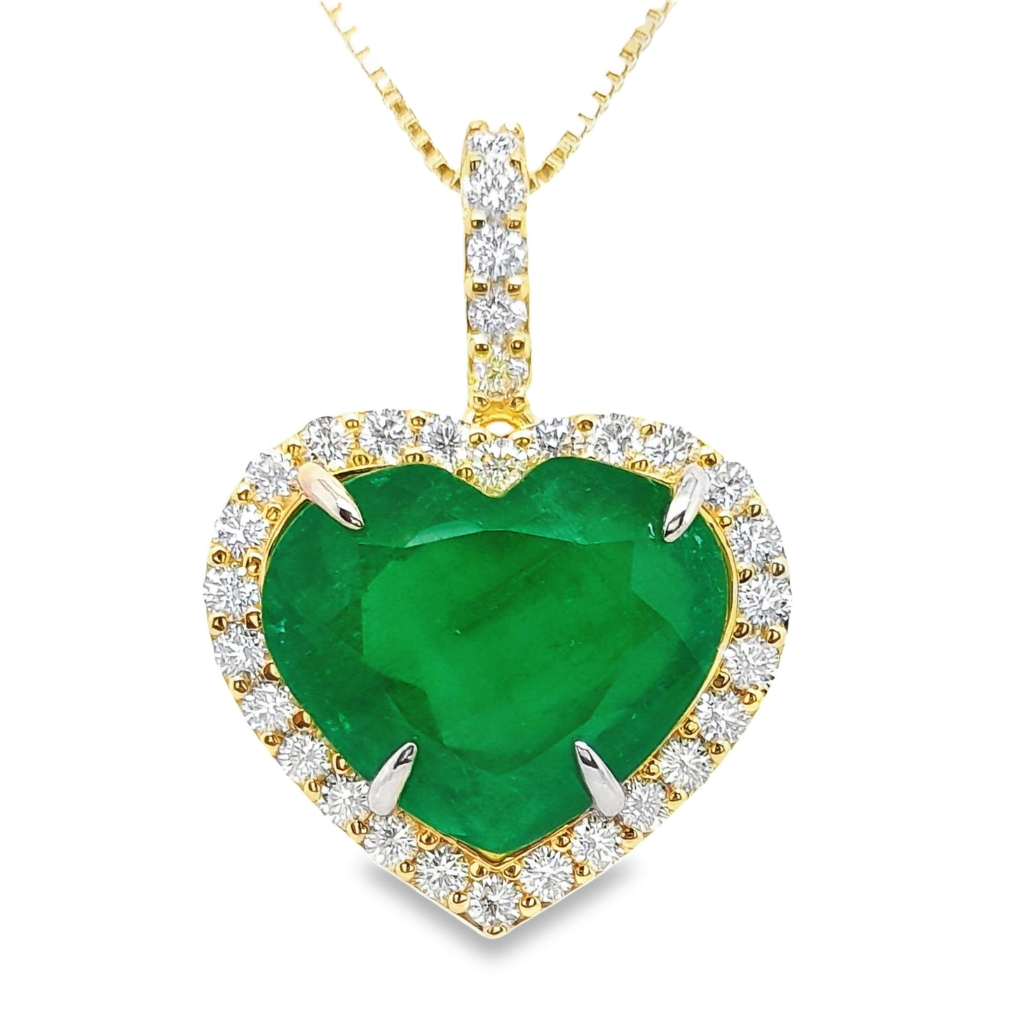 21.20ct Colombia Emerald and 1.60ct Diamonds set with 18K Yellow Gold Necklace