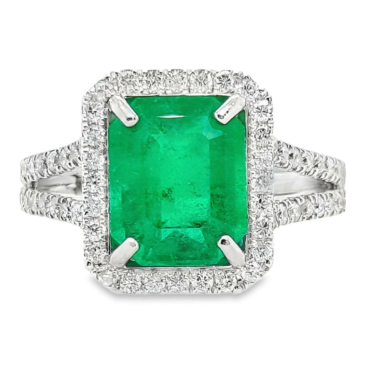 2.44ct Natural Emerald & 0.61ct Natural Diamonds set with 14K Gold Ring