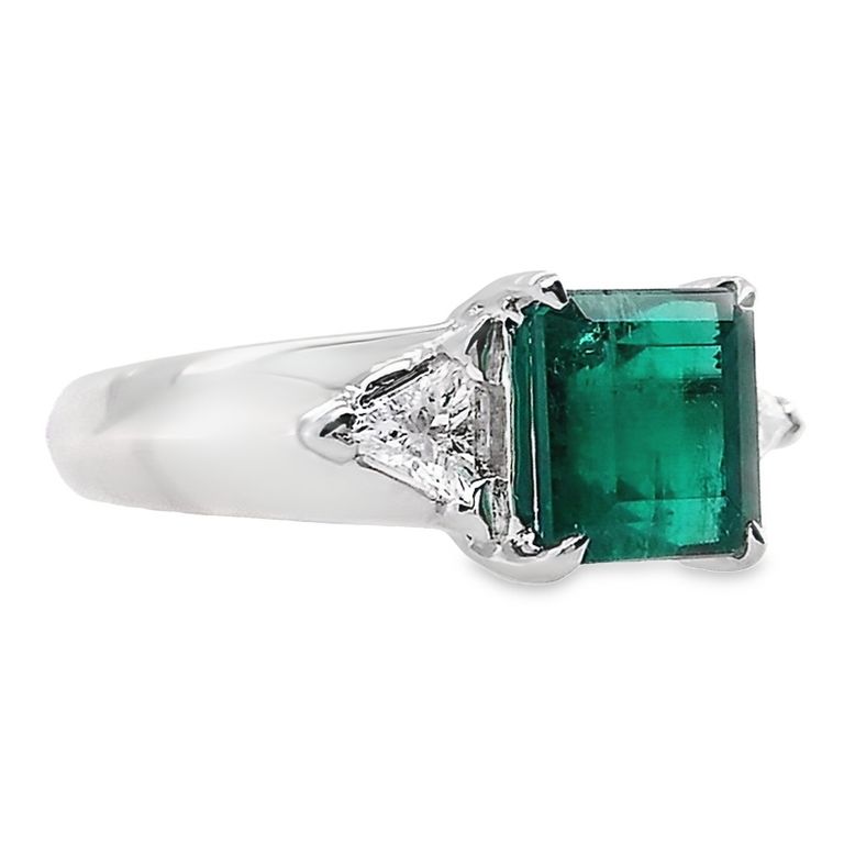 1.42ct Muzo No-Oil Colombia Emerald 0.16ct Natural Diamonds set in Platinum Ring