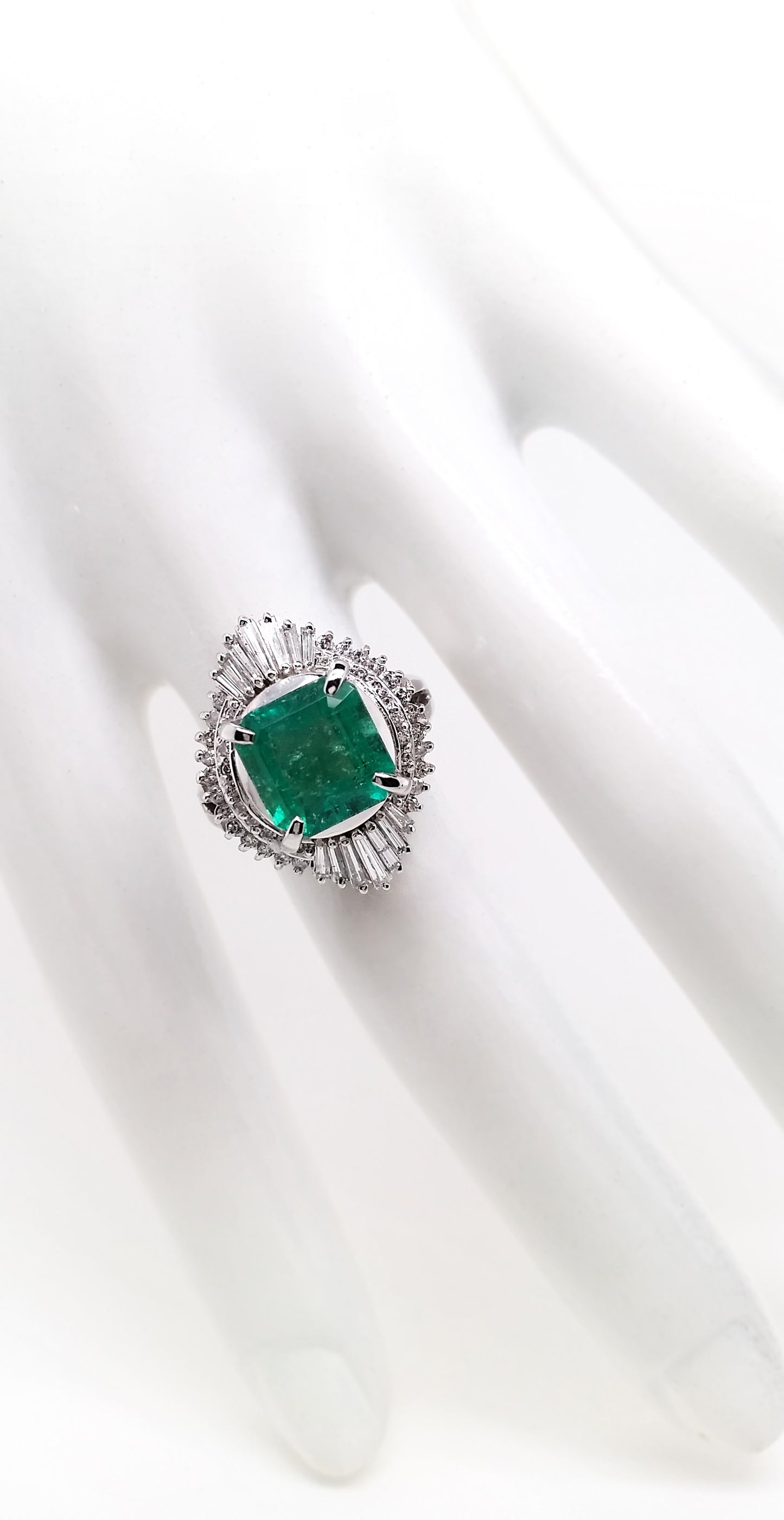 3.85ct Colombian Emerald and 0.80ct Natural Diamonds set in Platinum Ring - SALE