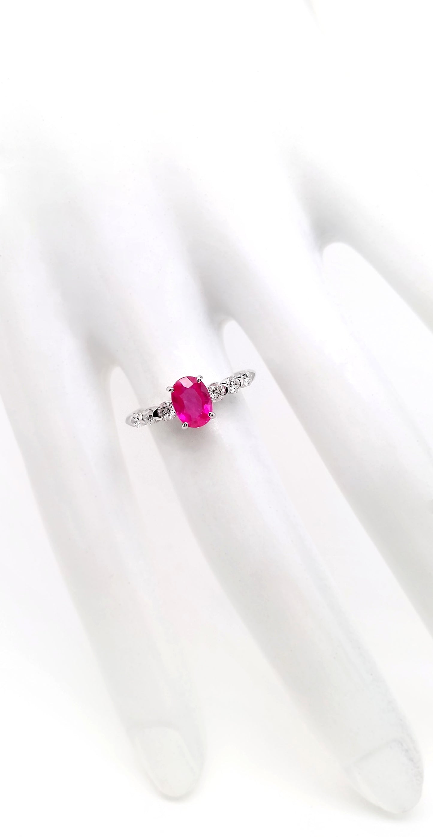 1.13ct NATURAL PINK-SAPPHIRE and 0.32ct NATURAL DIAMONDS set in Platinum Ring
