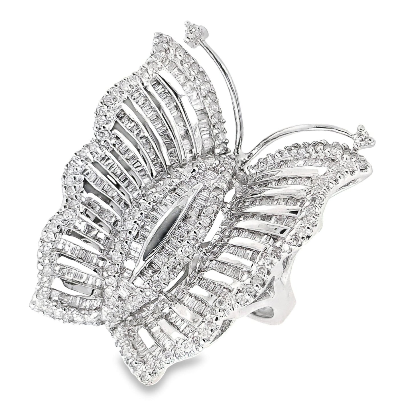 1.75ct Natural Diamonds set with 18K White Gold Butterfly Ring