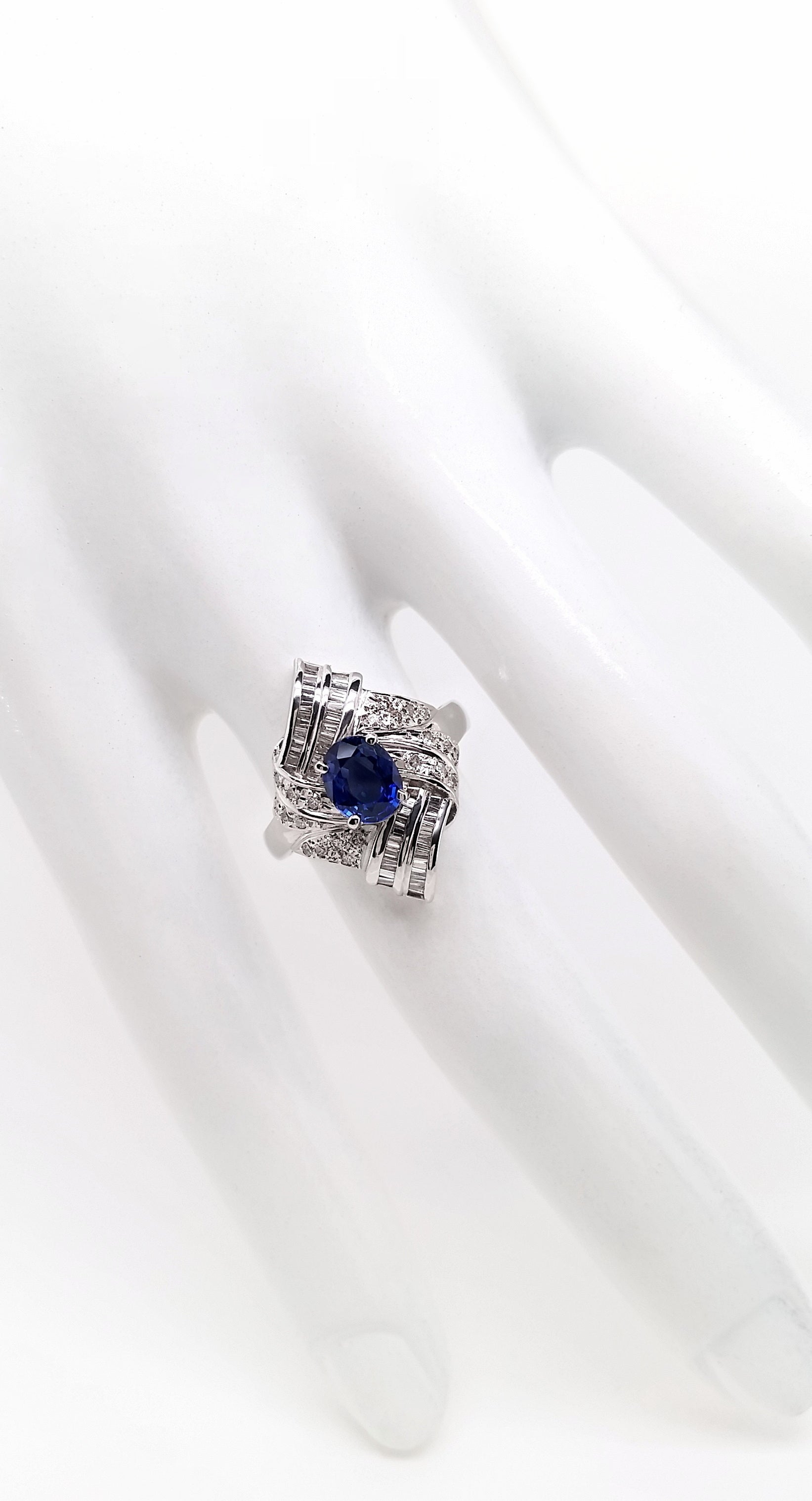 1.19ct NATURAL SAPPHIRE and 1.02ct NATURAL DIAMONDS Ring - SALE.